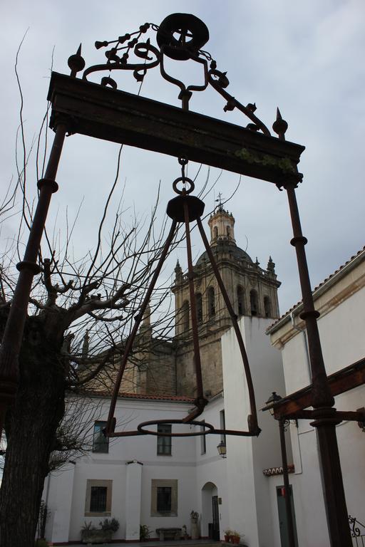 Sumaiya El Palacio Coria Exterior foto